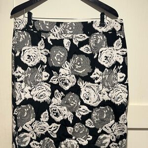Banana Republic Black and Gray Floral Pencil Skirt